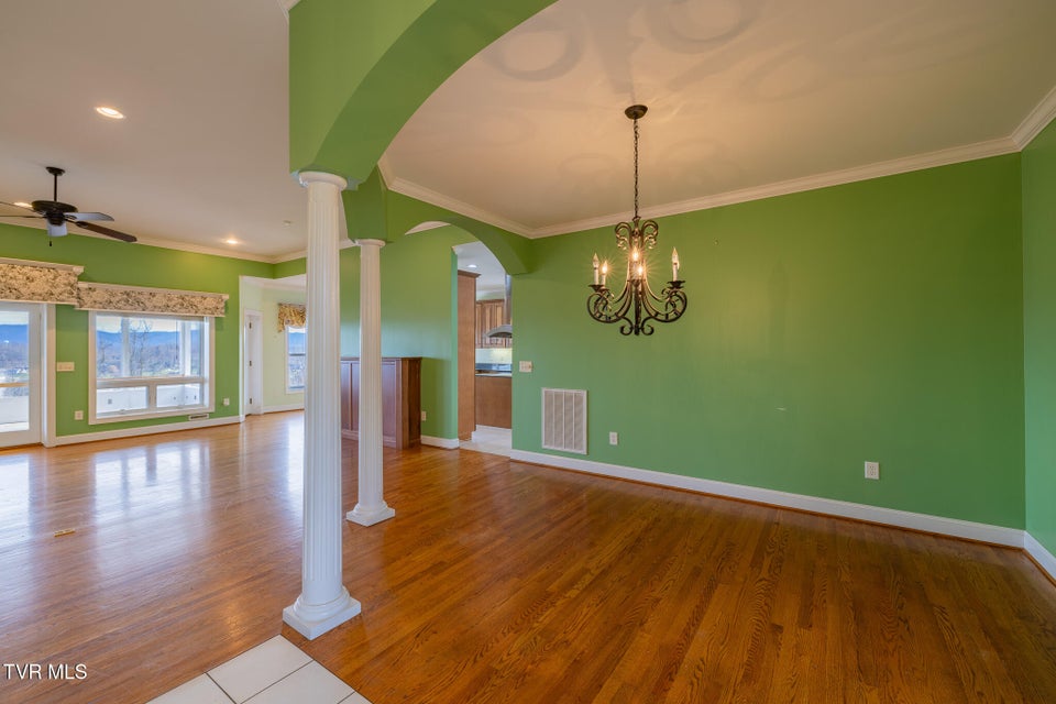 Photo #7: 131 Simmons Ridge