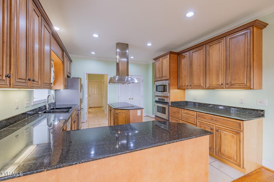 Photo #15: 131 Simmons Ridge