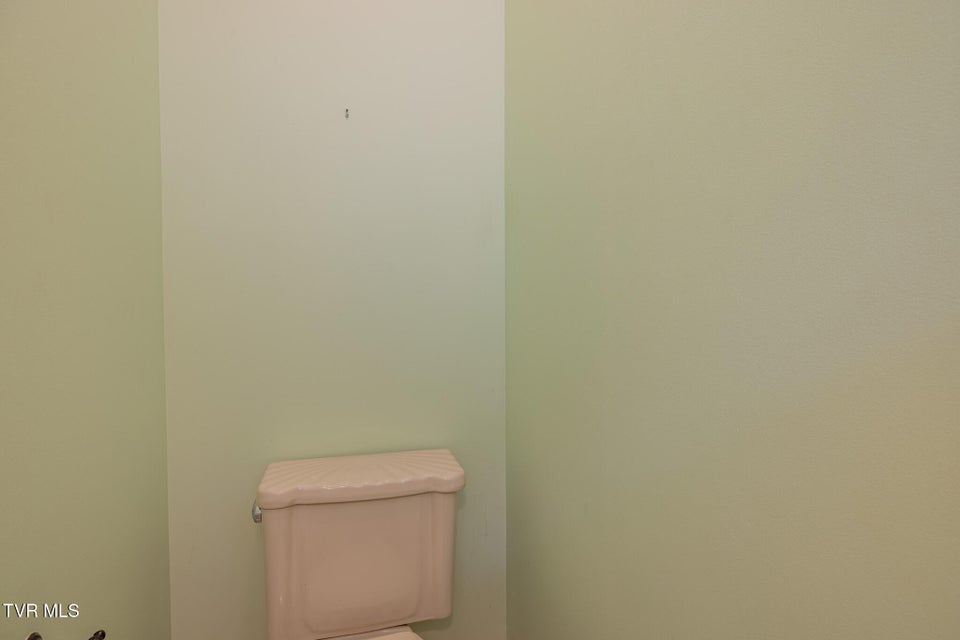 Photo #35: 131 Simmons Ridge