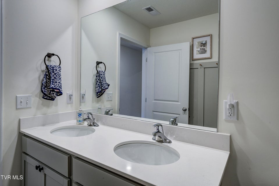 Photo #31: 134 Sweet Pea Trail