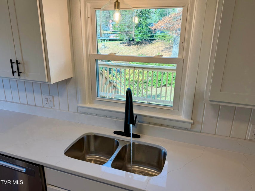 Photo #23: 290 Valley Drive 