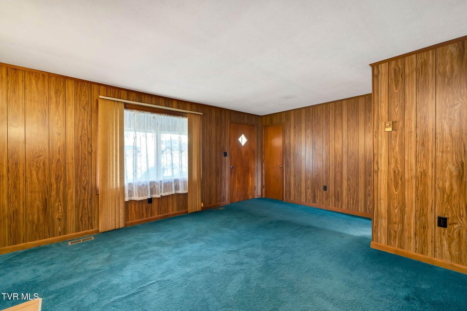 Photo #4: 520 Kallen Drive