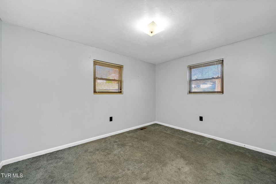 Photo #12: 520 Kallen Drive