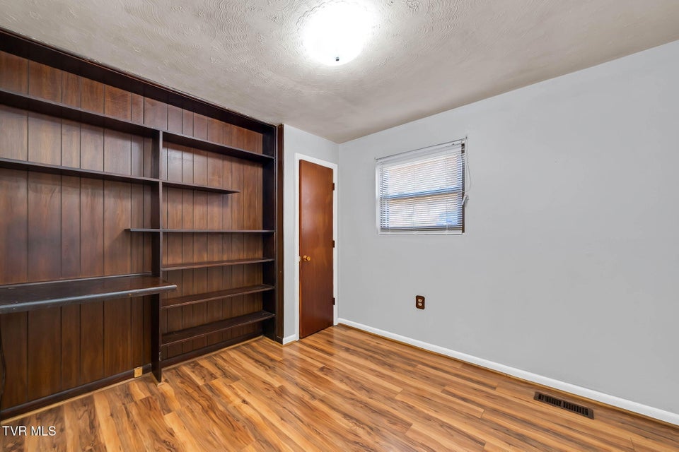 Photo #14: 520 Kallen Drive