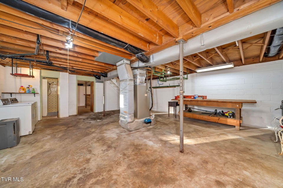 Photo #20: 520 Kallen Drive