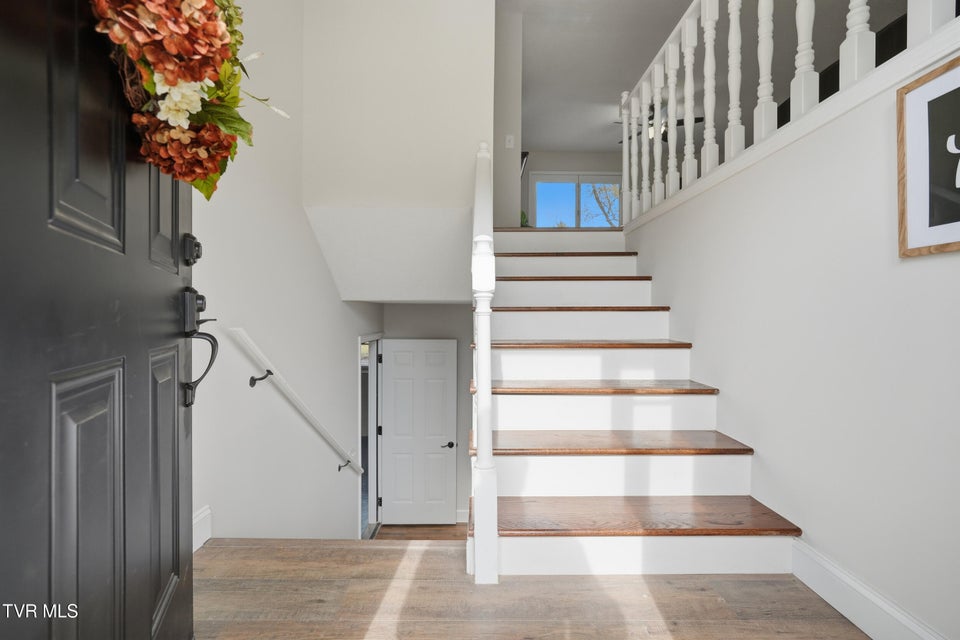 Photo #7: 107 Sunset Circle