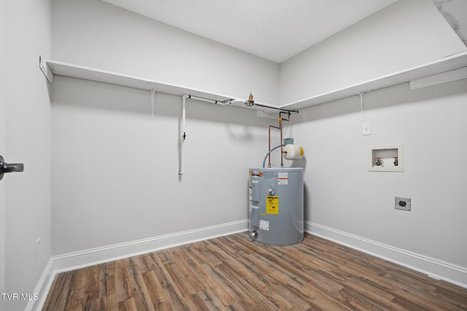 Photo #35: 107 Sunset Circle