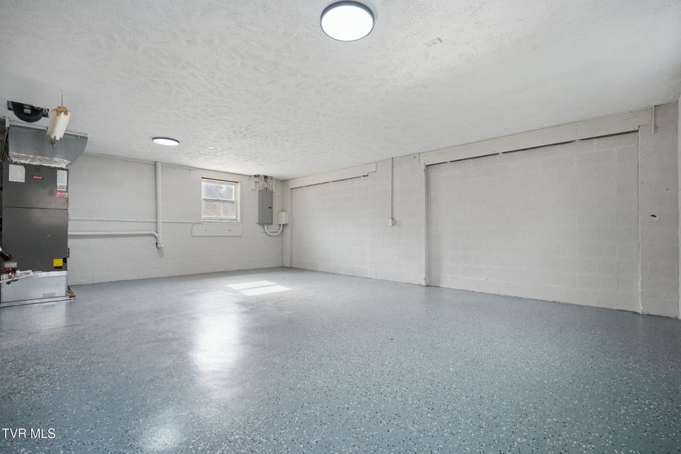 Photo #36: 107 Sunset Circle