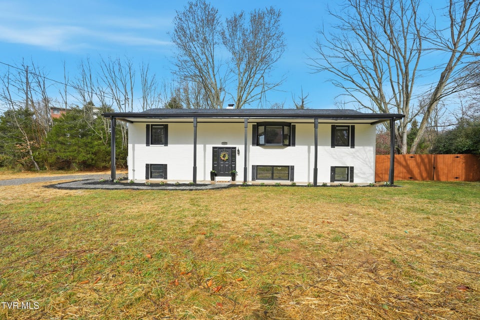 Photo #3: 107 Sunset Circle