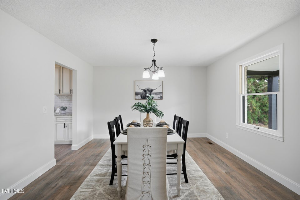 Photo #12: 107 Sunset Circle