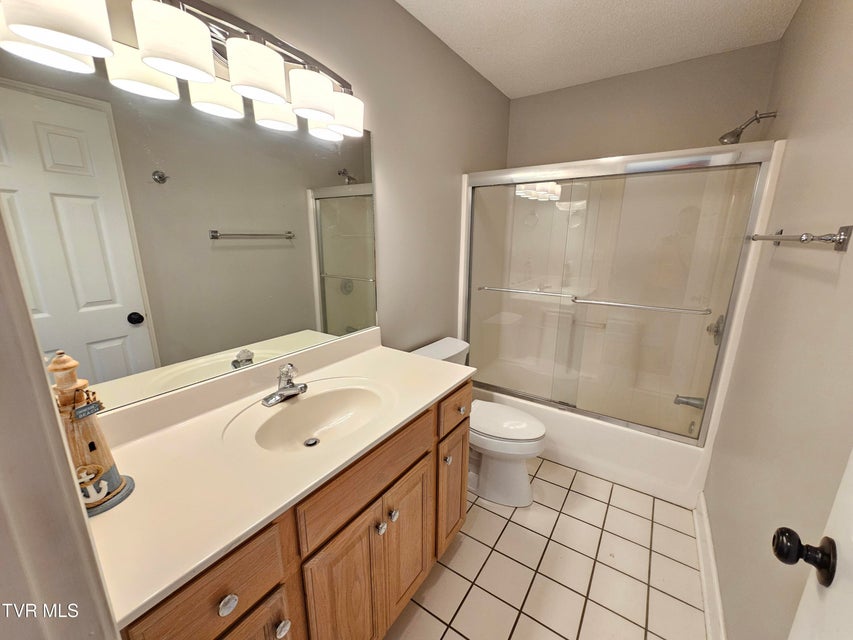 Photo #35: 212 Chatham Road