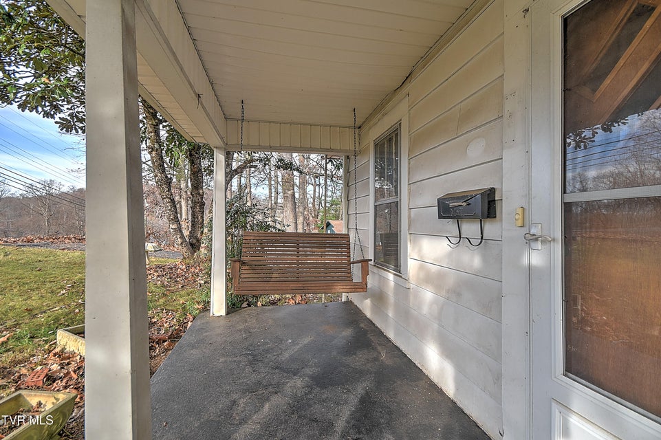 Photo #4: 1141 Ridgecrest Avenue