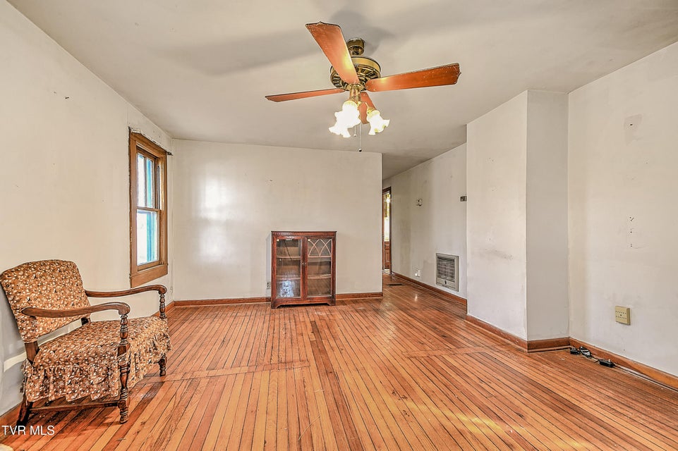 Photo #8: 1141 Ridgecrest Avenue