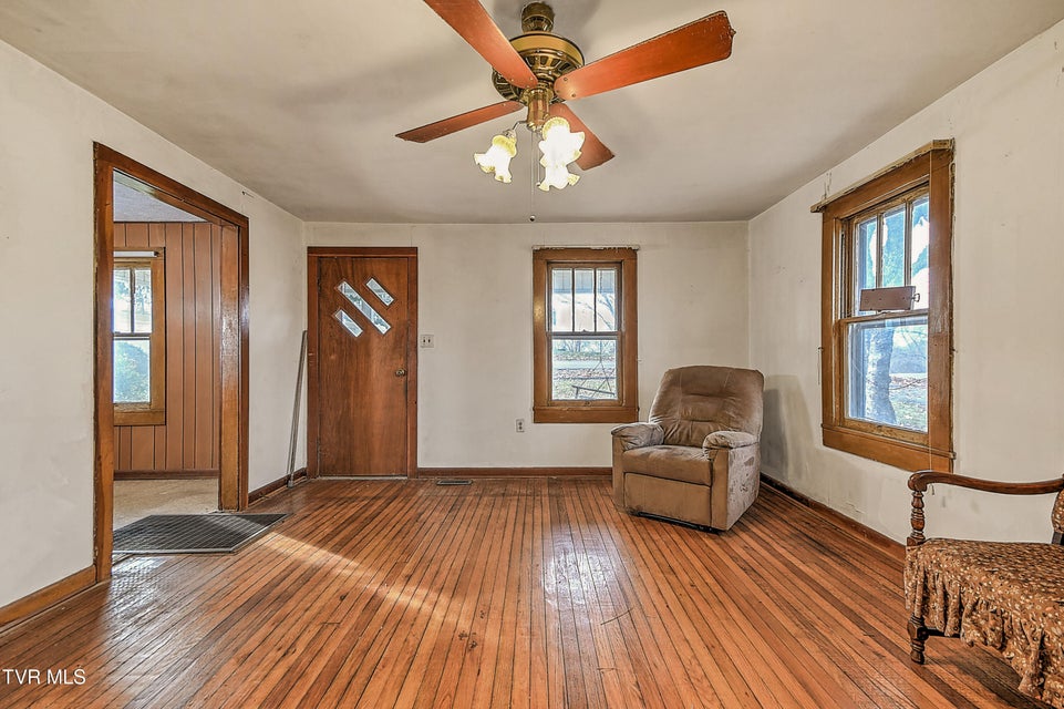 Photo #10: 1141 Ridgecrest Avenue