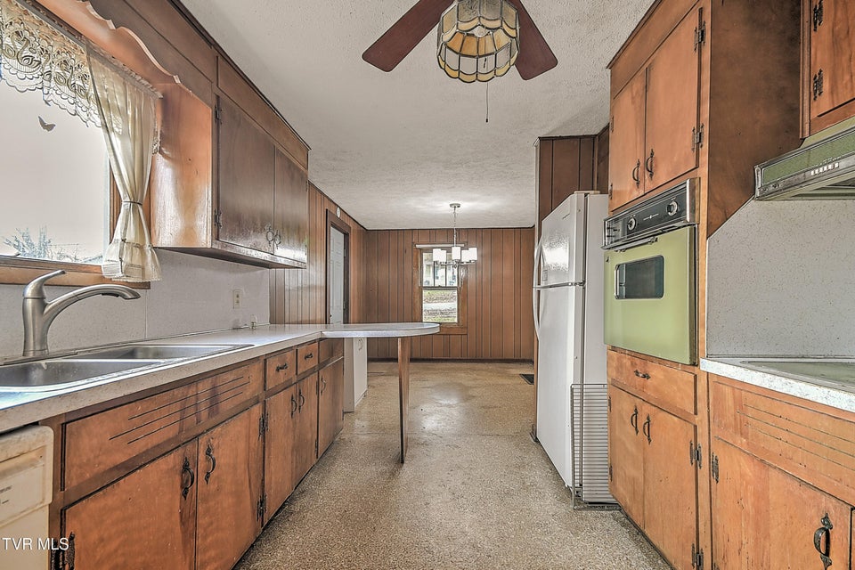 Photo #20: 1141 Ridgecrest Avenue