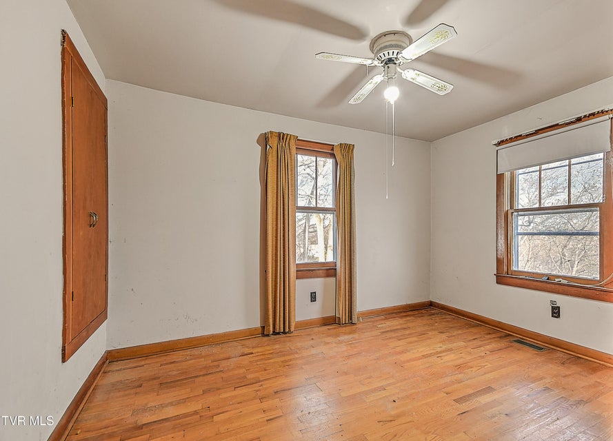 Photo #29: 1141 Ridgecrest Avenue