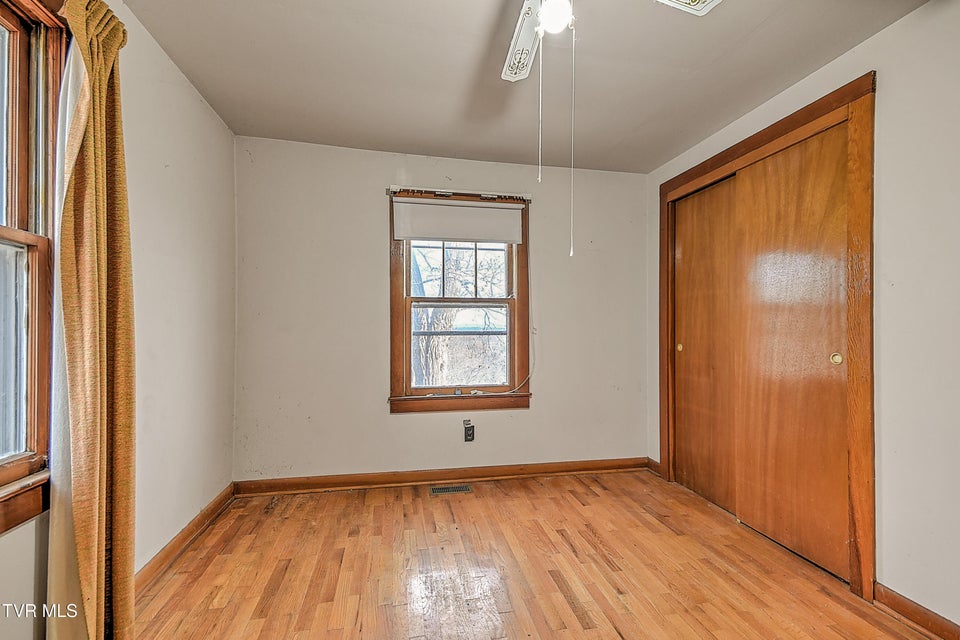 Photo #30: 1141 Ridgecrest Avenue