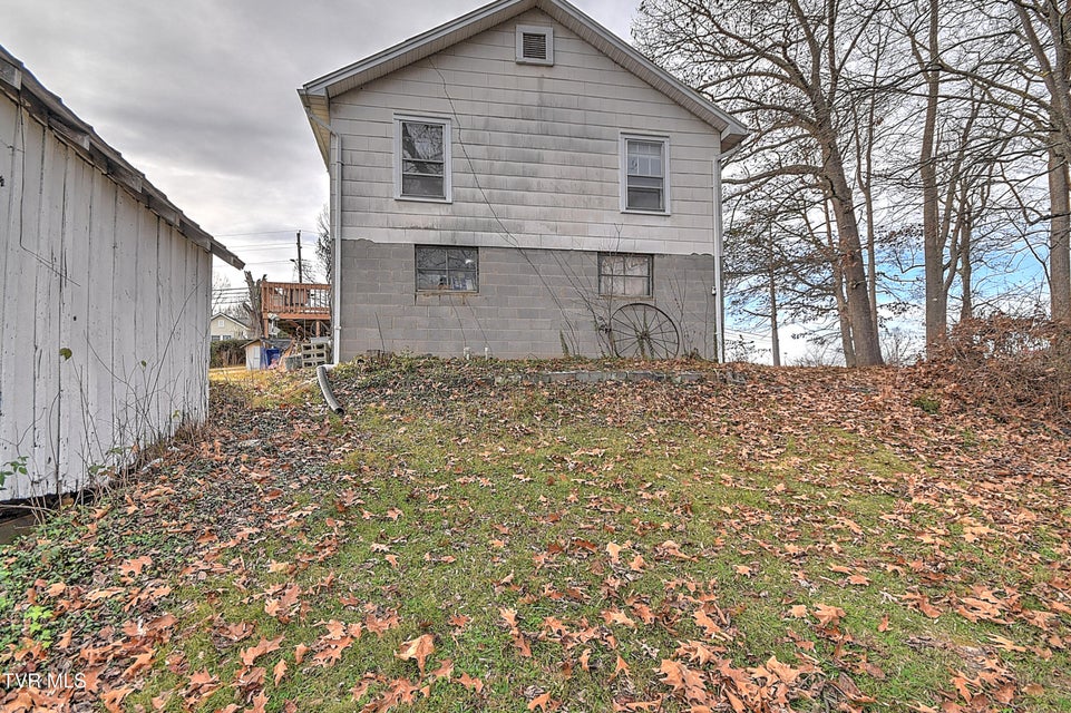 Photo #38: 1141 Ridgecrest Avenue