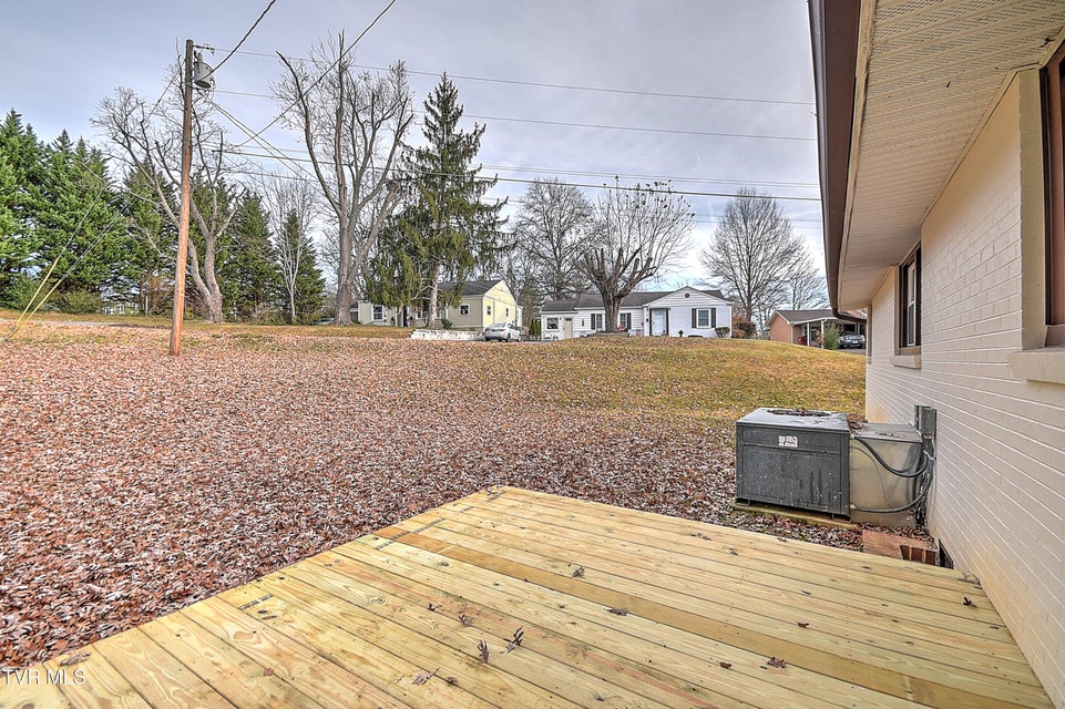 Photo #23: 1000 Lincoln Avenue