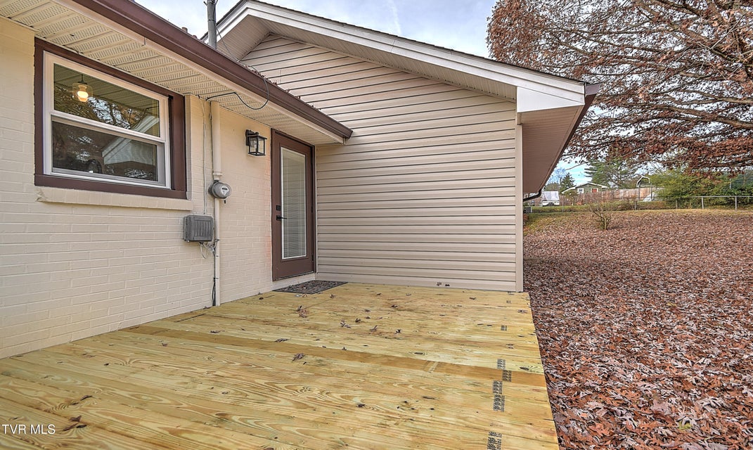 Photo #22: 1000 Lincoln Avenue