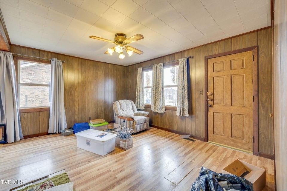 Photo #6: 1660 Redwood Drive