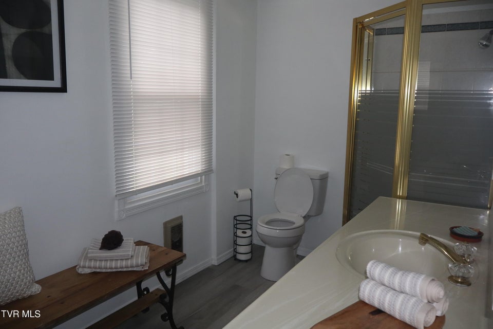 Photo #18: 1207 Woodside Drive