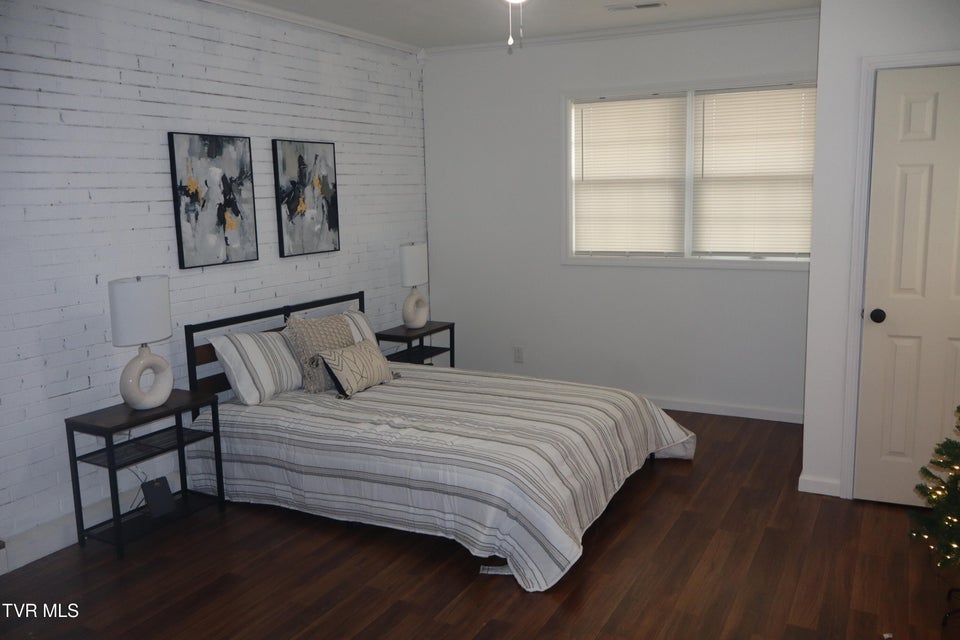 Photo #22: 1207 Woodside Drive