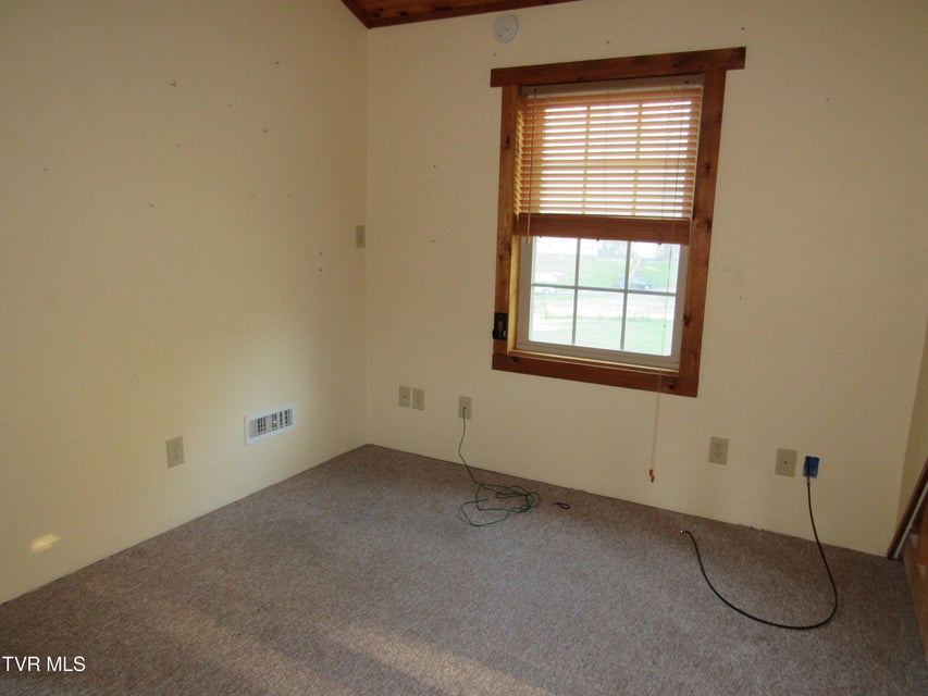 Photo #18: 173 Price Road