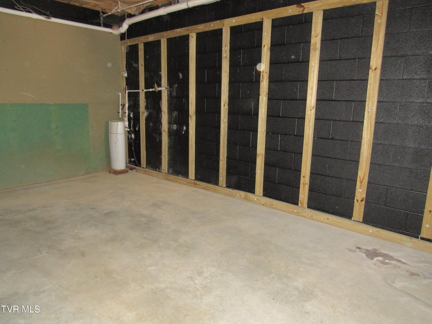 Photo #32: 173 Price Road