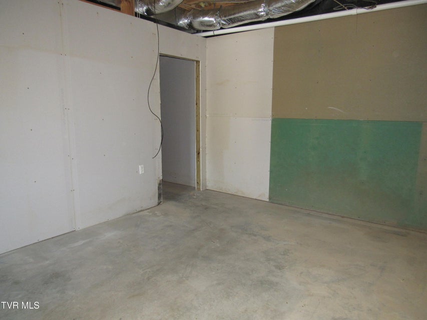 Photo #33: 173 Price Road