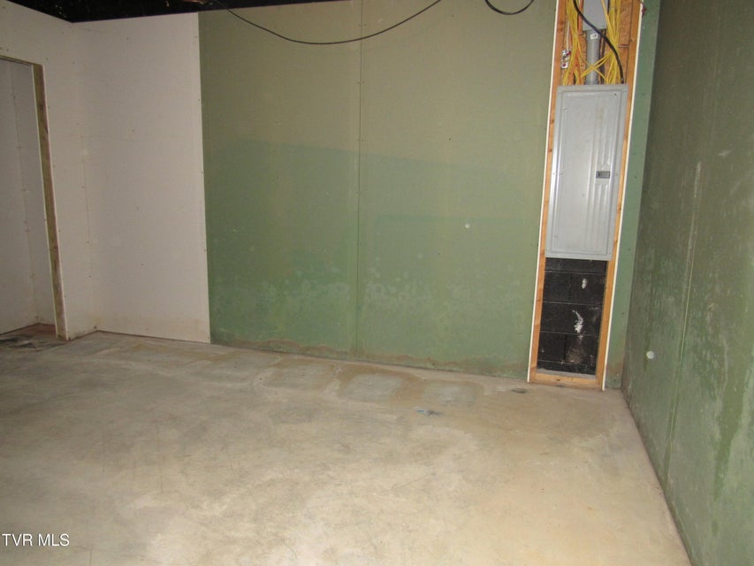 Photo #34: 173 Price Road