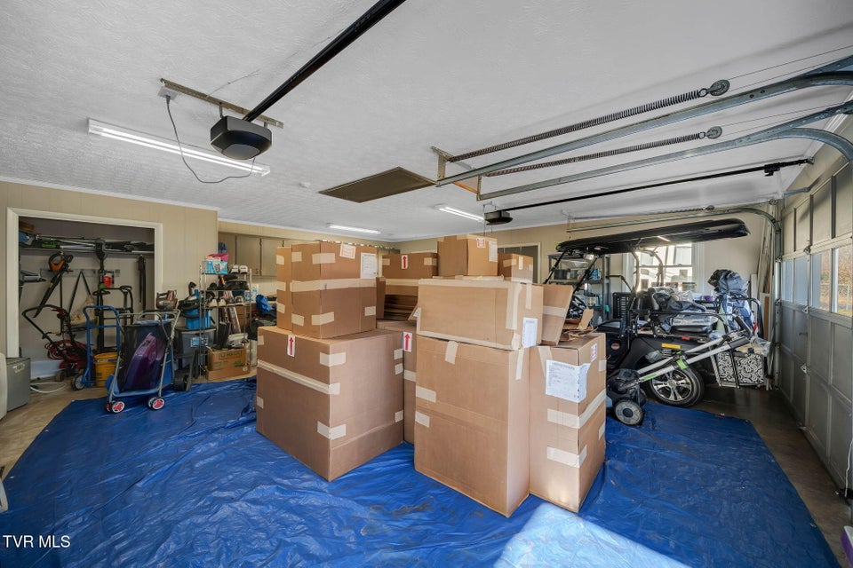 Photo #26: 1113 Jackson Boulevard