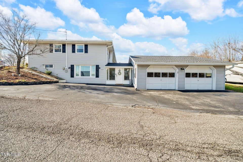 Photo #24: 1113 Jackson Boulevard