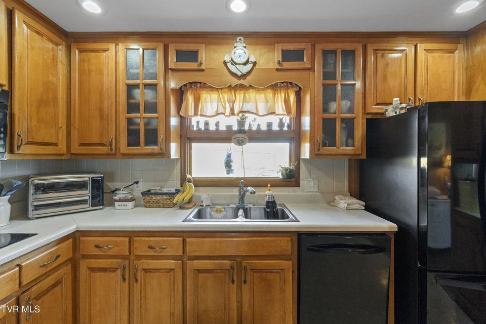 Photo #12: 440 Walkertown Road