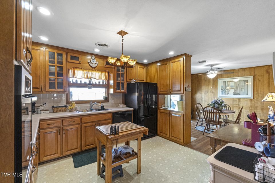 Photo #13: 440 Walkertown Road