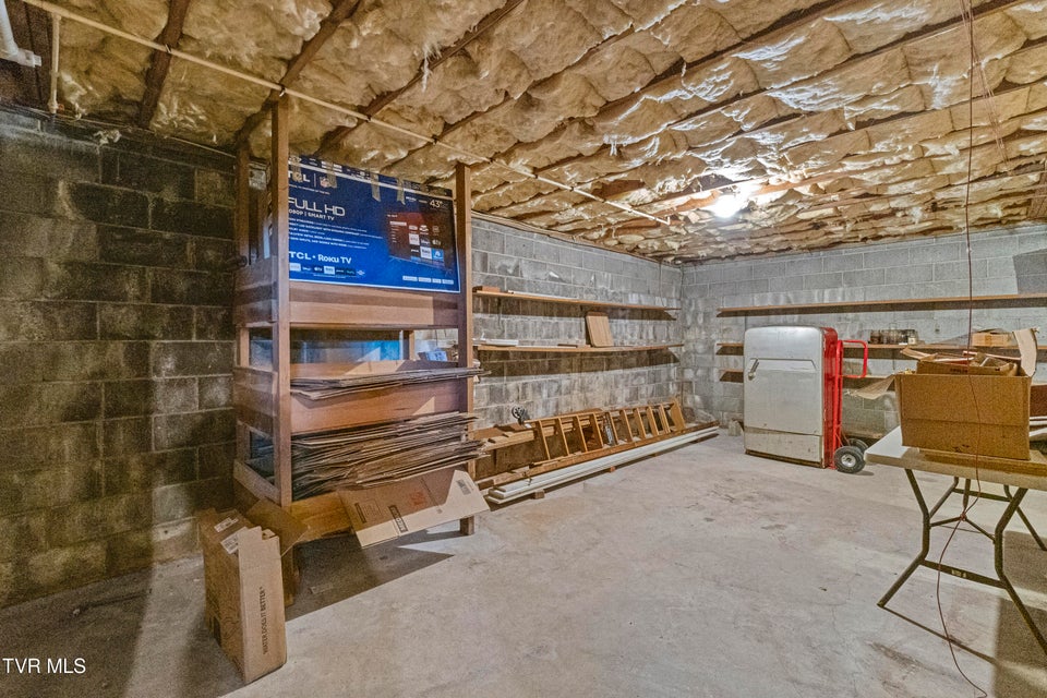 Photo #31: 440 Walkertown Road