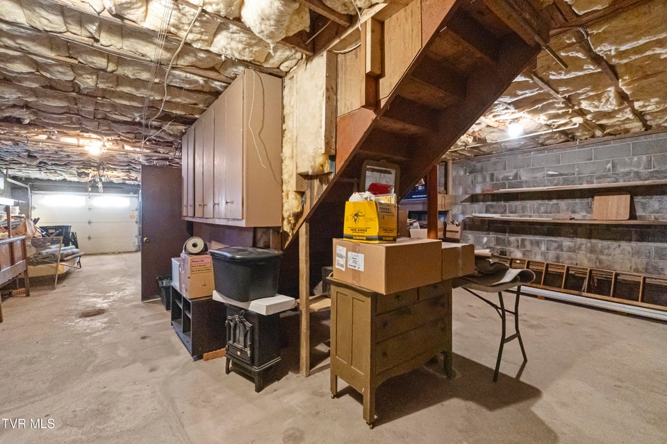 Photo #32: 440 Walkertown Road