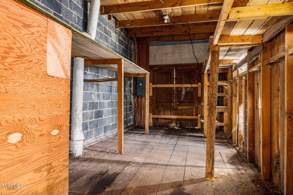 Photo #24: 6194 Highway 19-E 