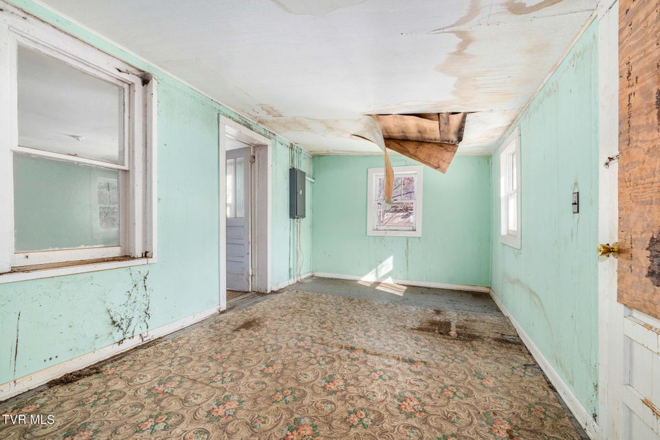 Photo #25: 6194 Highway 19-E 