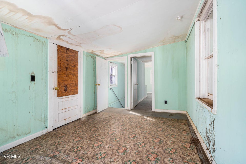 Photo #26: 6194 Highway 19-E 