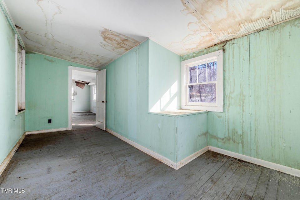 Photo #33: 6194 Highway 19-E 