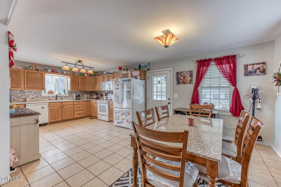 Photo #3: 131 Grubb Lane