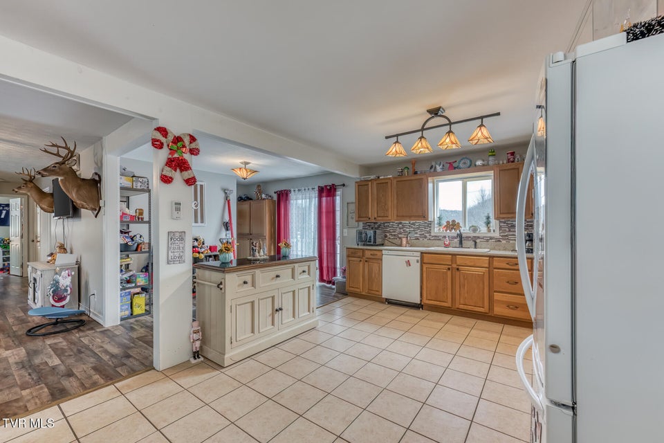 Photo #5: 131 Grubb Lane