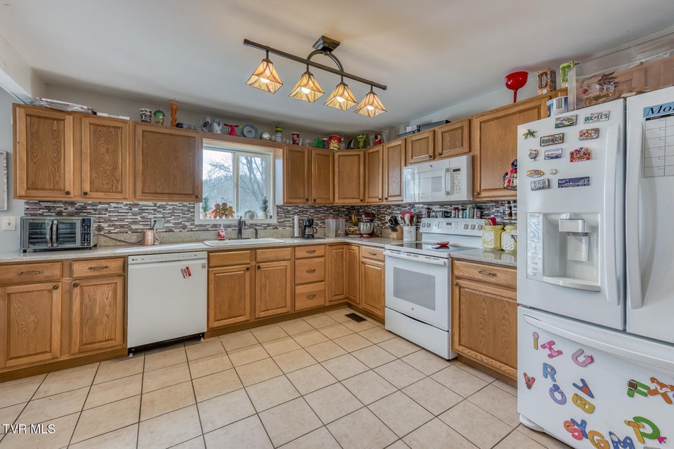 Photo #6: 131 Grubb Lane