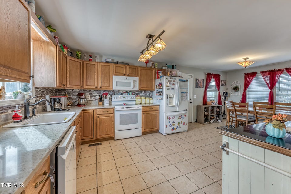 Photo #7: 131 Grubb Lane