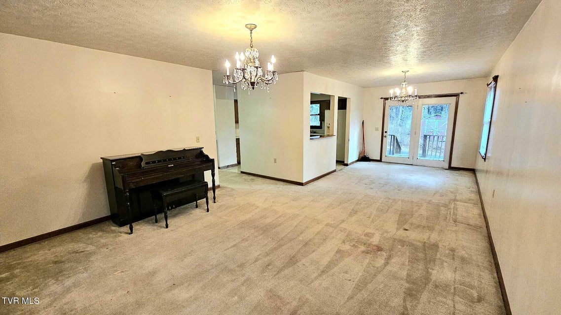 Photo #10: 323 6th Street