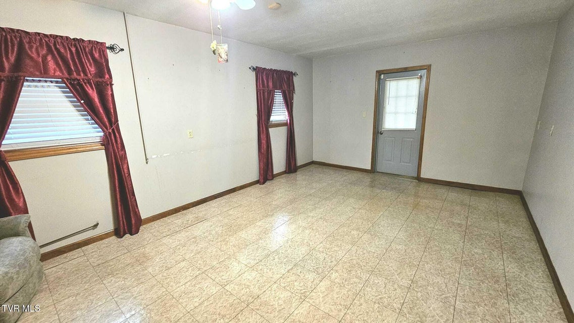 Photo #23: 323 6th Street