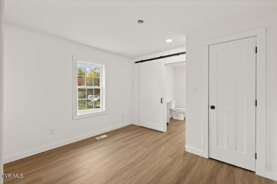 Photo #7: 145 New Street