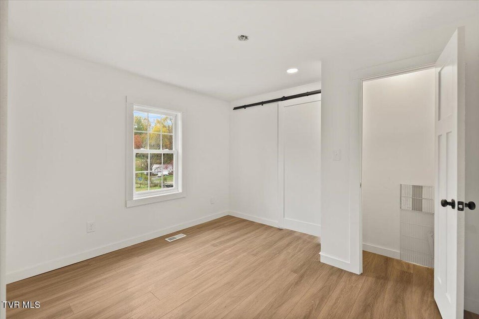 Photo #8: 145 New Street