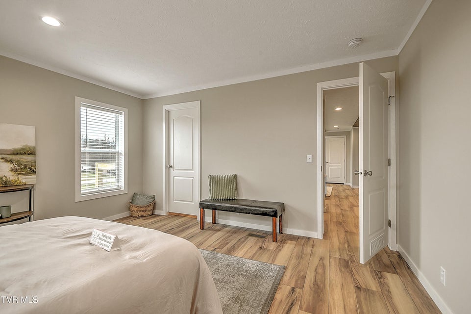 Photo #29: 4100 Weaver Pike